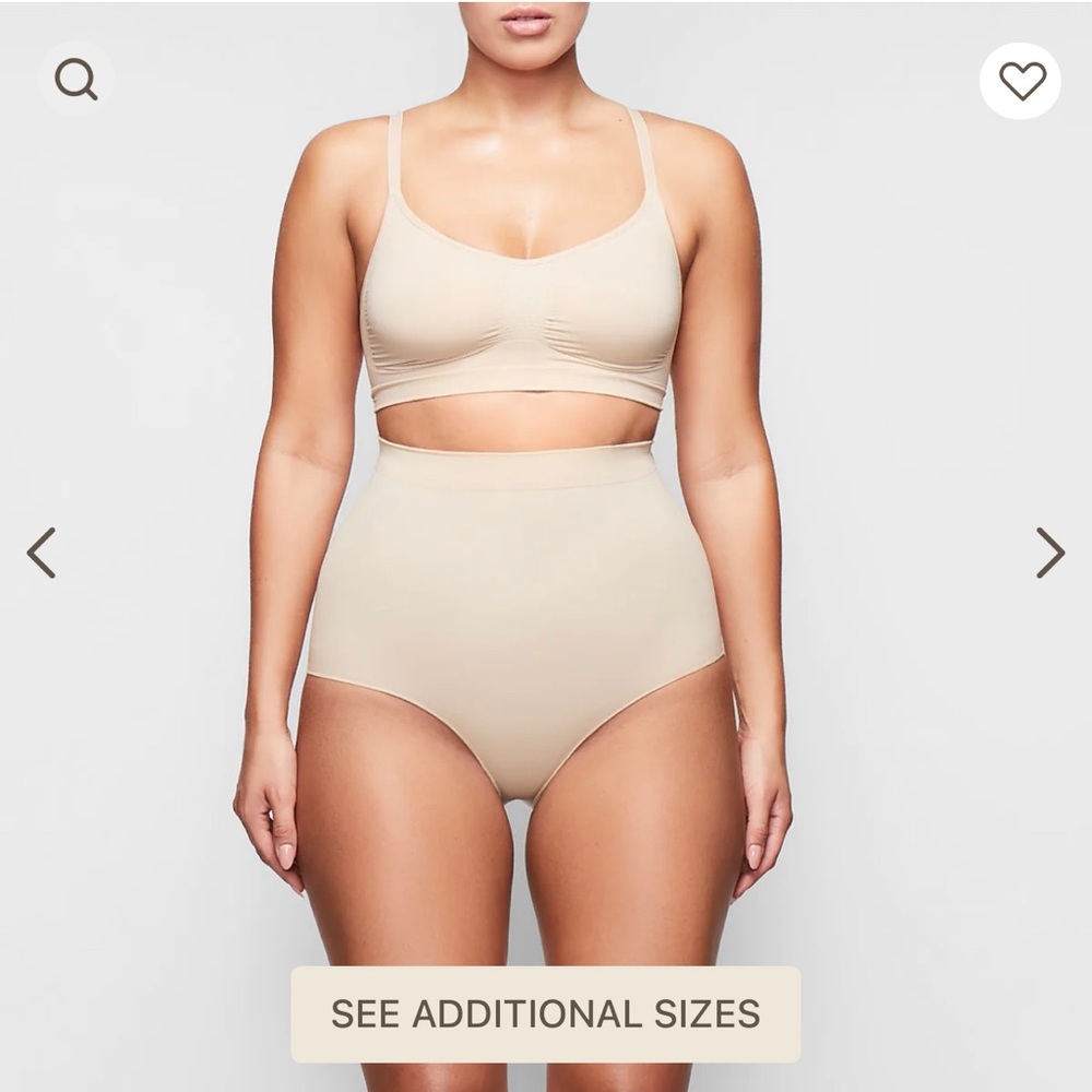 Skims seamless sculpt bralette